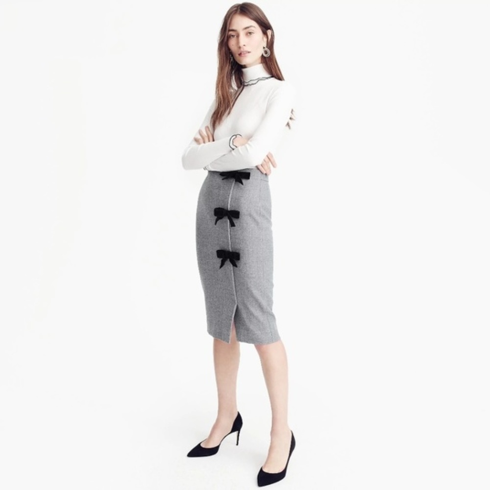 J. Crew Bow seam pencil skirt in double-se… - Picture 1 of 13